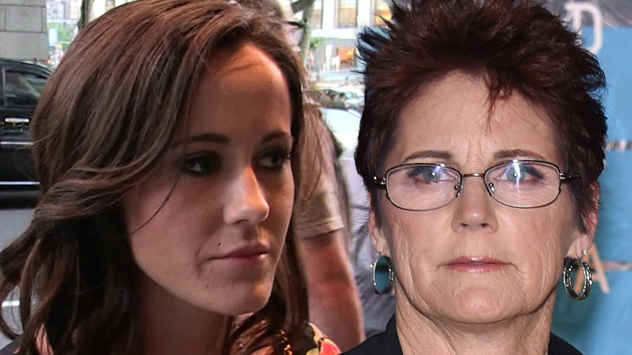 When Family Drama Strikes: Jenelle Evans Faces Scary Health News with Mom Barbara