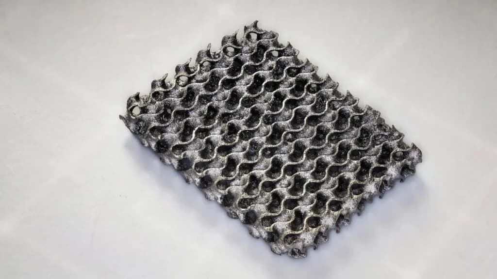 Metal Grown in Gel: The New Frontier of Manufacturing?