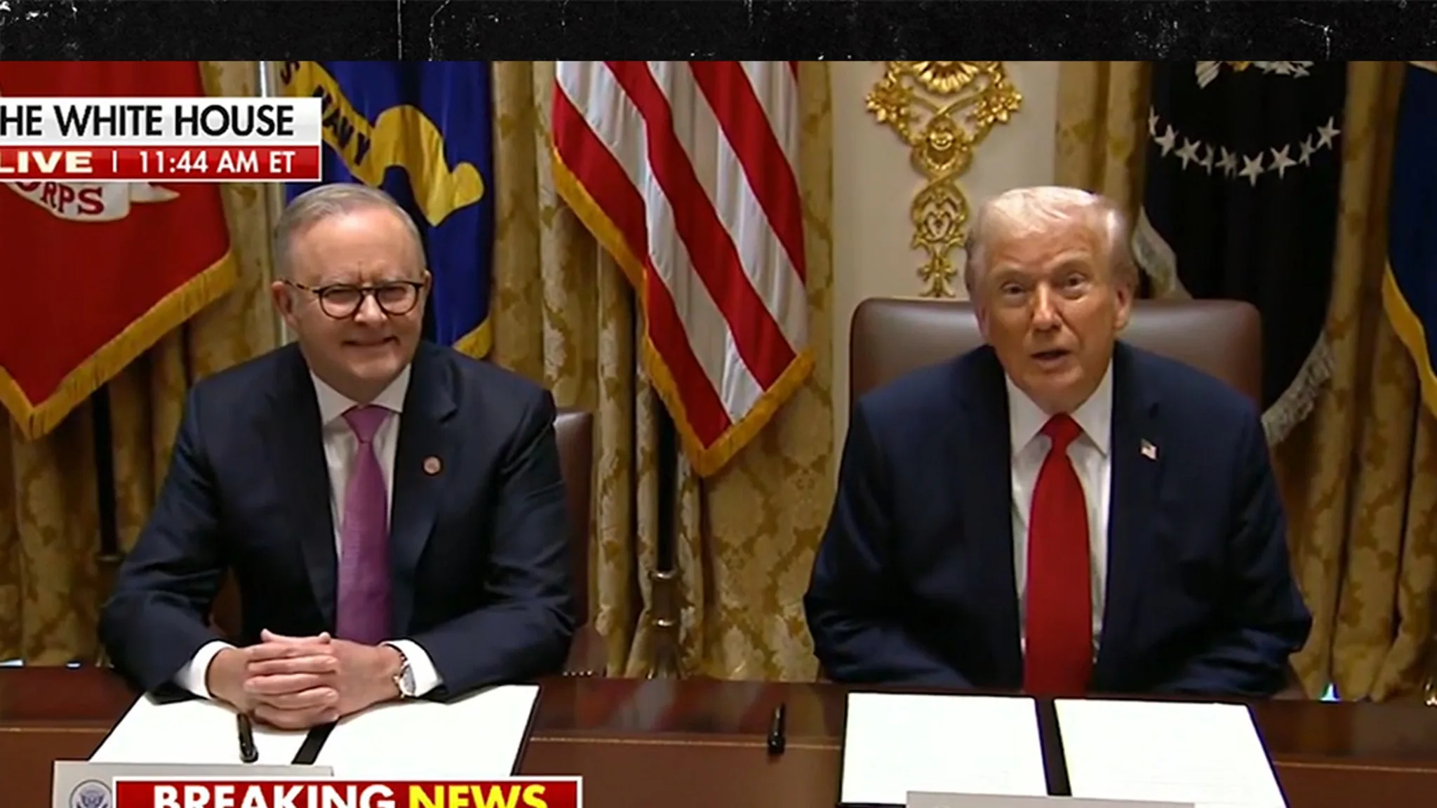 Trump’s Mirror Mishap: A Reflection on Historic Faux Pas!