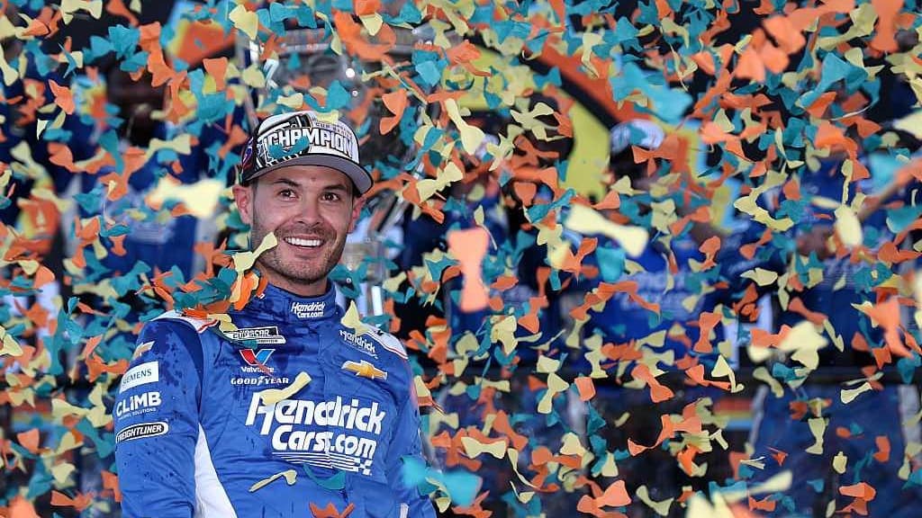 Elk Grove Revvs Up for Kyle Larson’s Victory Parade!