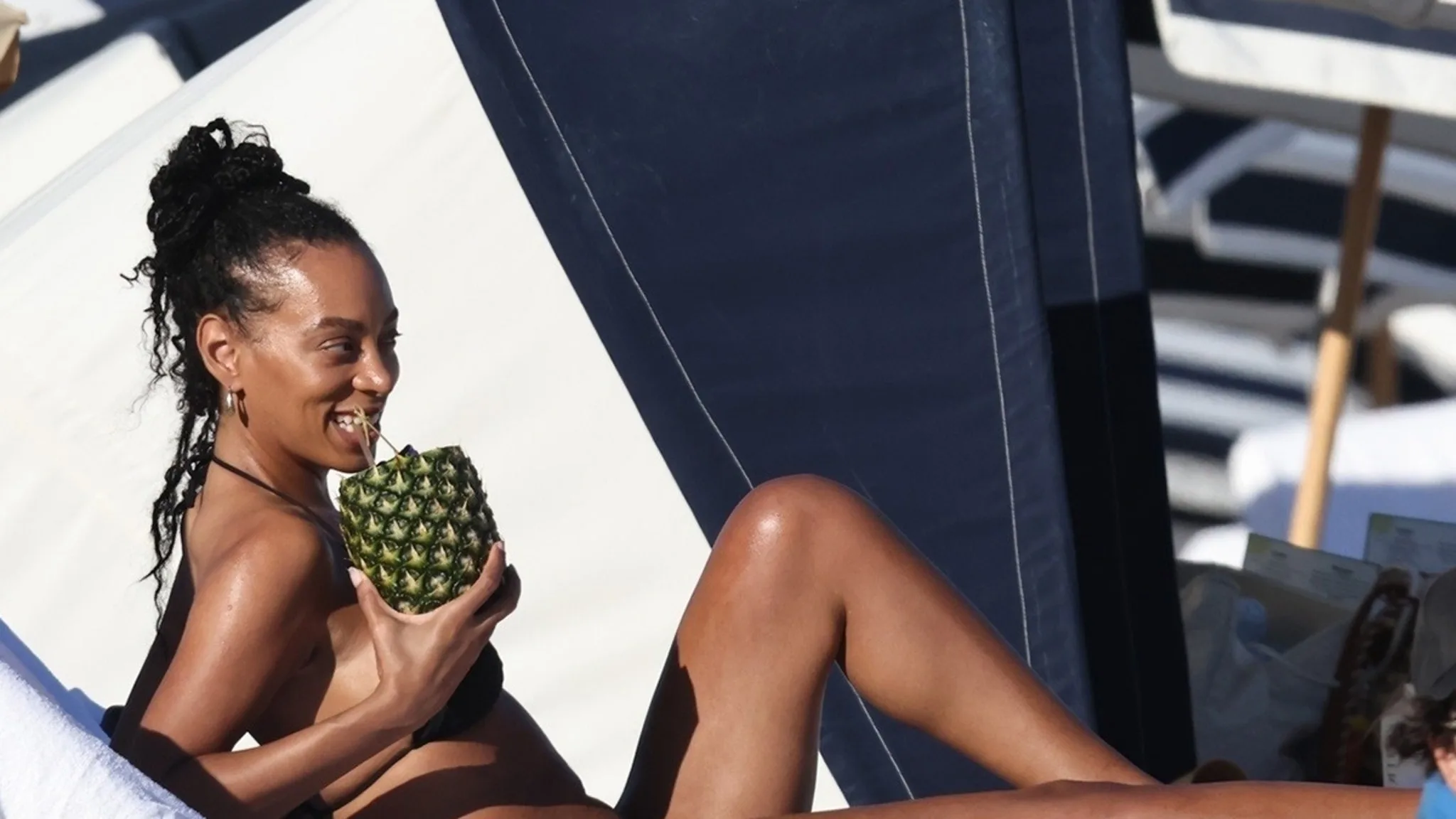 Solange Knowles Soaks Up the Sun: New Love and Pineapple Drinks in Miami!