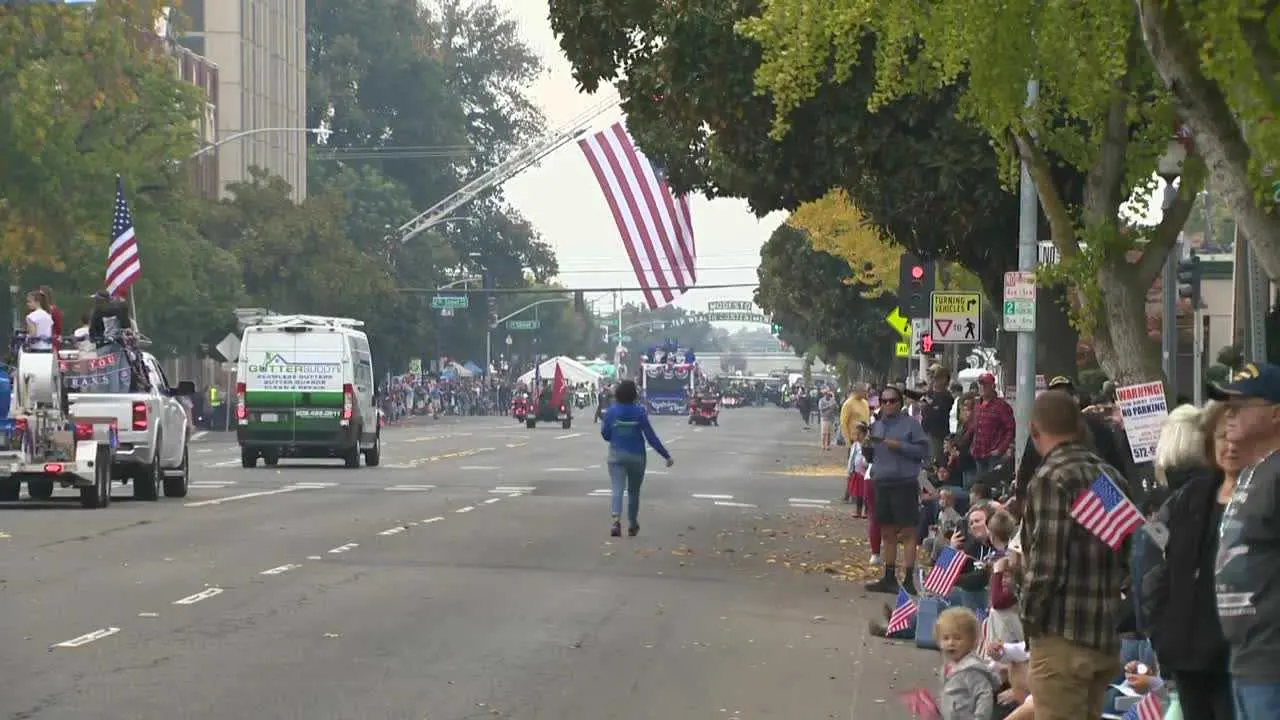Cheers and Cheers: Modesto’s Veterans Day Parade Rocks the Streets!