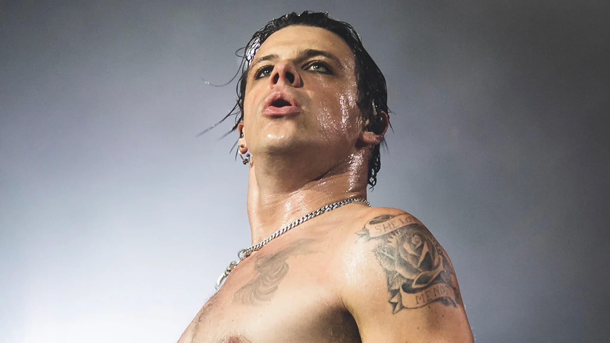 Yungblud Hits Pause: Health Scare Cancels Entire Tour!