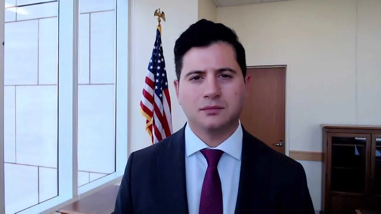 Feds vs. California: The Mask Wars Take Center Stage!