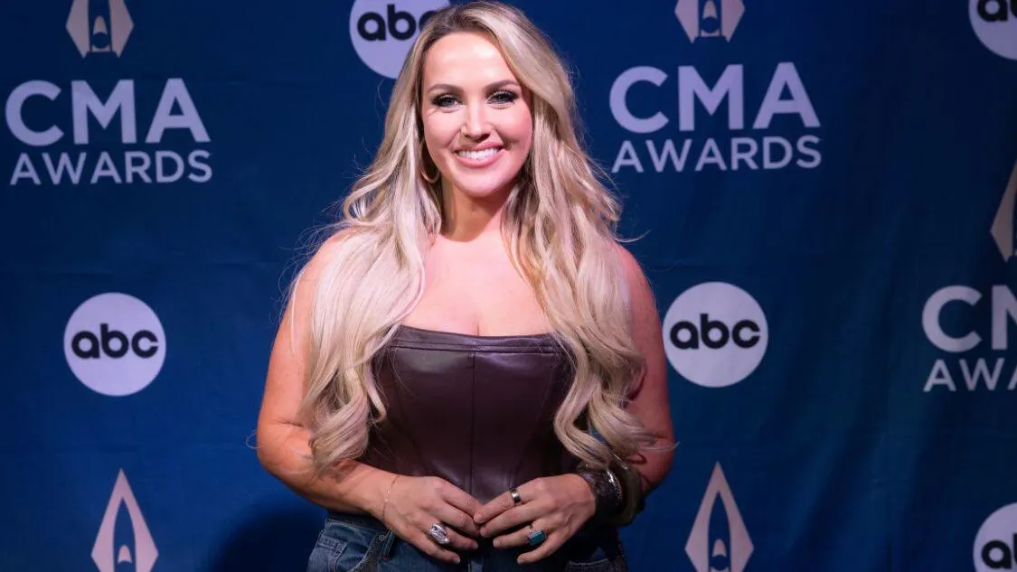 Priscilla Block's Romantic Red Carpet Debut: Love Lights Up the CMA Awards!