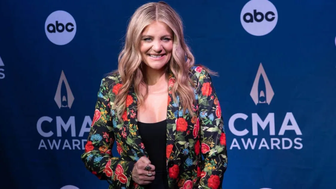 Lauren Alaina Preps for CMA Awards: Hosting Duties, Baby Talk, and Red Carpet Anticipation!