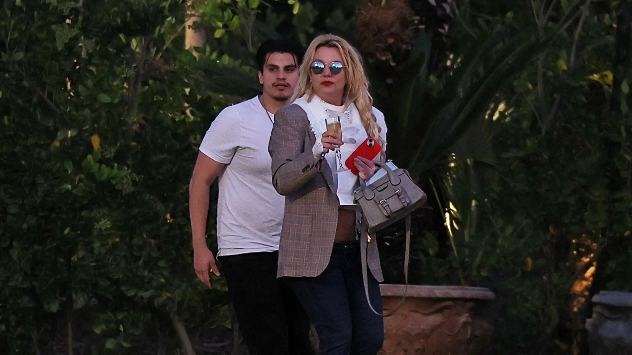 Champagne Wishes and Spa Dreams: Britney Spears Dips into Self-Care Bliss!