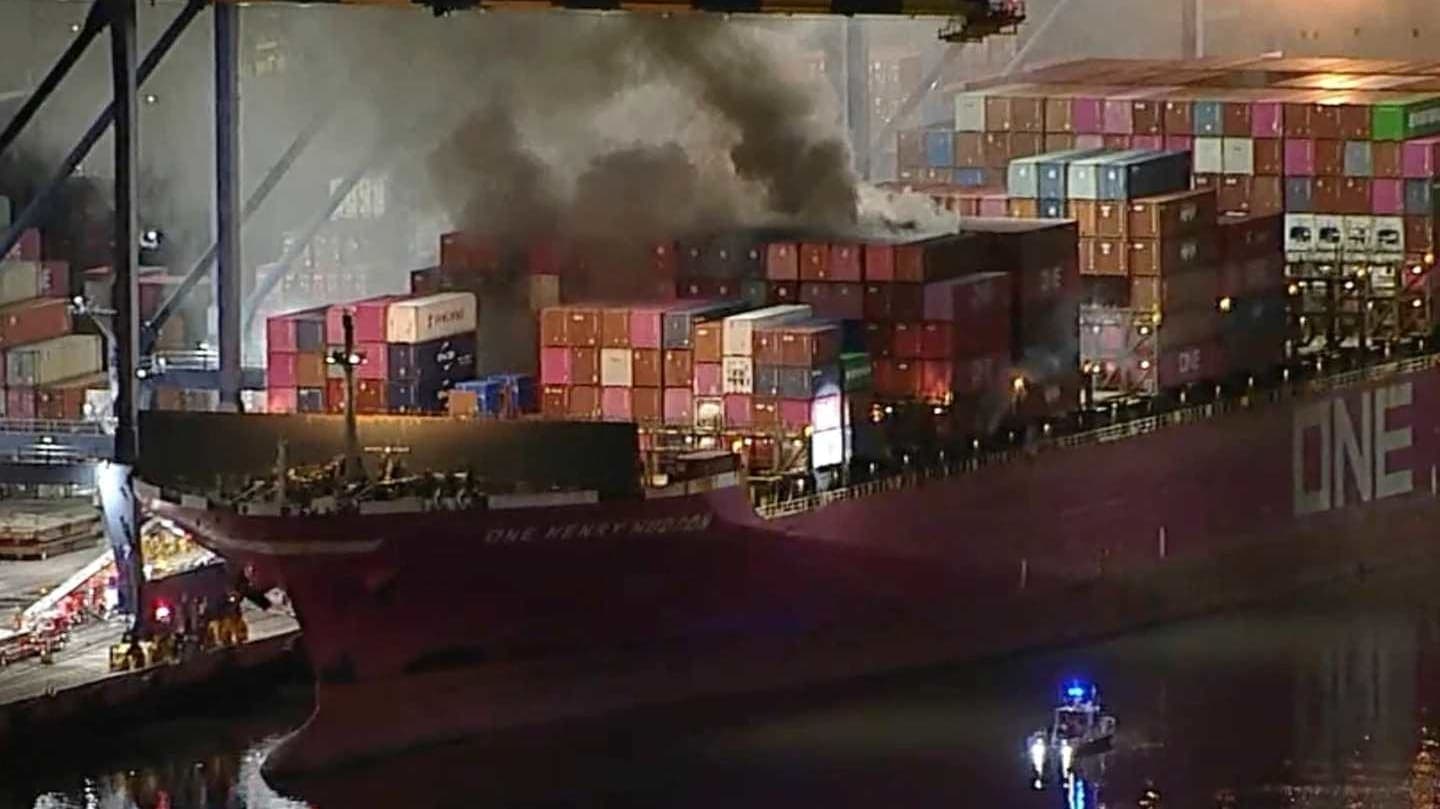 Fire at Sea: A Container Ship's Unexpected Drama in Los Angeles