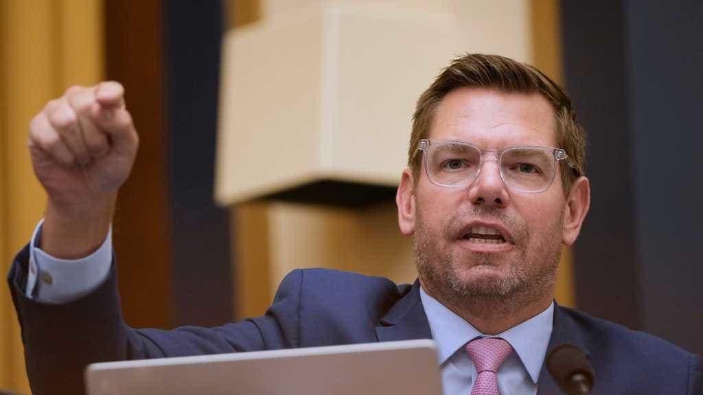 House of Cards or Keyword of Records? Swalwell Takes on Pulte!