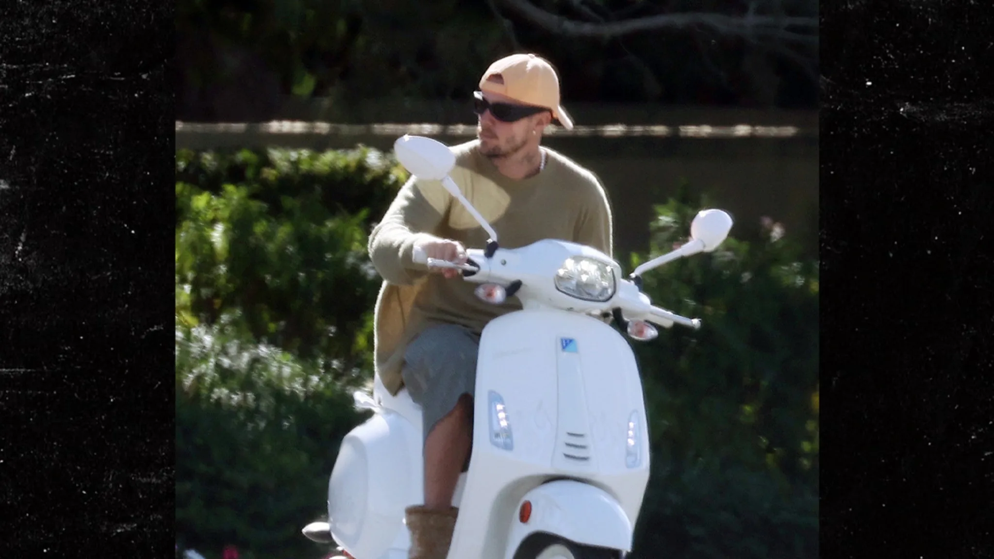 Justin Bieber Swaps Tour Buses for Scooters: A Thanksgiving to Remember!