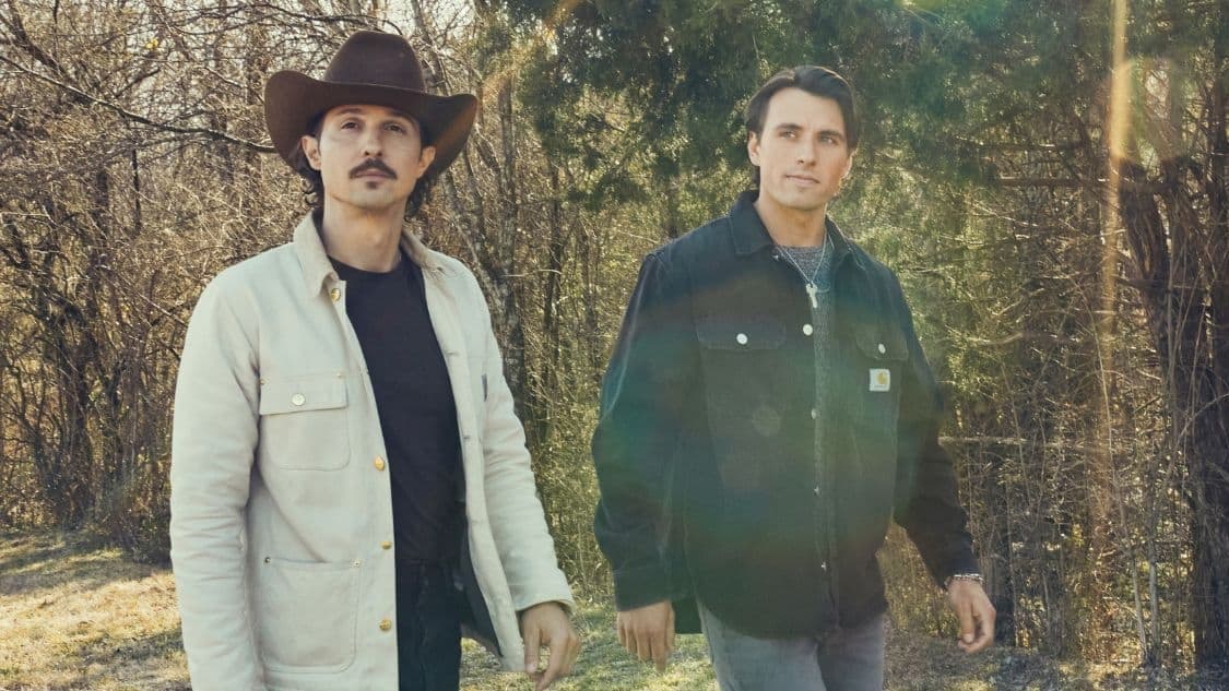 How a Lawn Chair Became the Heart of Ryan and Rory's New Hit