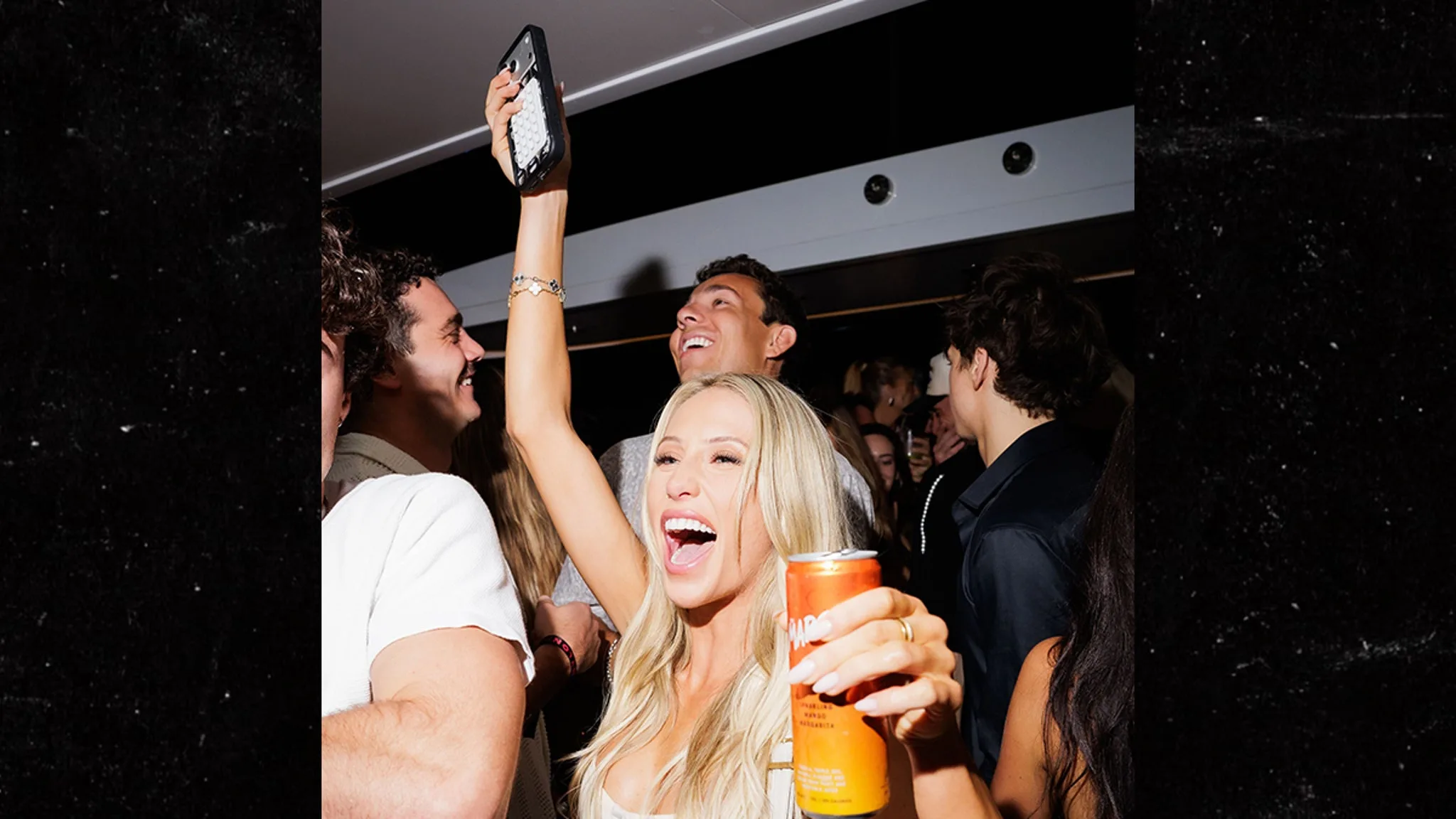 Alix Earle Turns Heads at Art Week: Single and Ready to Mingle!