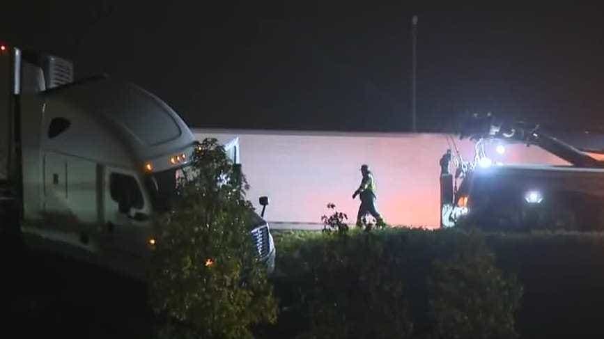 Big Rig Drama: When Trucking Goes Awry on I-5!