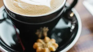 Handwritten Notes: The Surprising Secret to Building Community Connections!