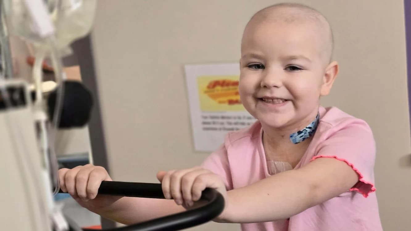 A Little Girl’s Christmas Miracle: How CAR T-cell Therapy Saved Bryn Ailinger from Leukemia