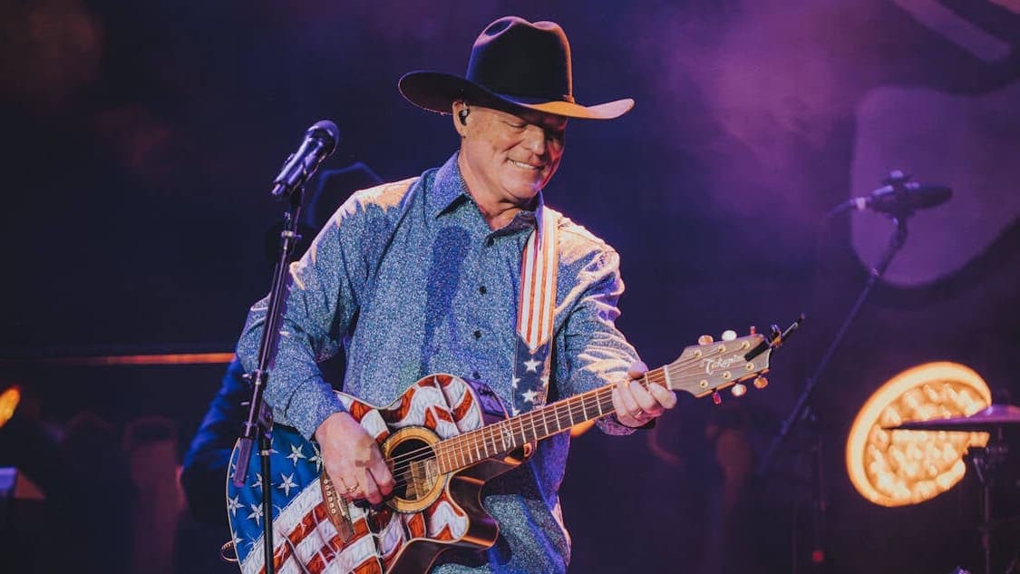 John Michael Montgomery Bids Farewell: A Night of Family, Hits, and Heartfelt Surprises!