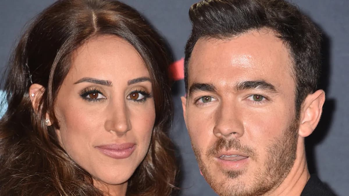 Danielle Jonas Reveals Her Battle with Lyme Disease: A Hair-Raising Journey