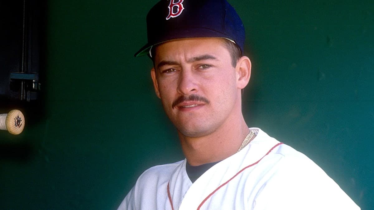 Remembering Mike Greenwell: A True Red Sox Legend and His Brave Final Fight