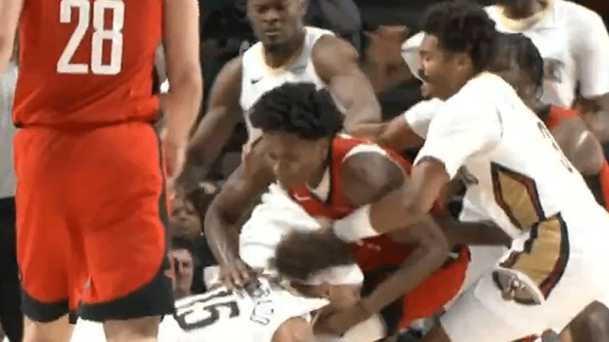 Preseason Pandemonium: Amen Thompson and Jose Alvarado Throw Hands on the Court!