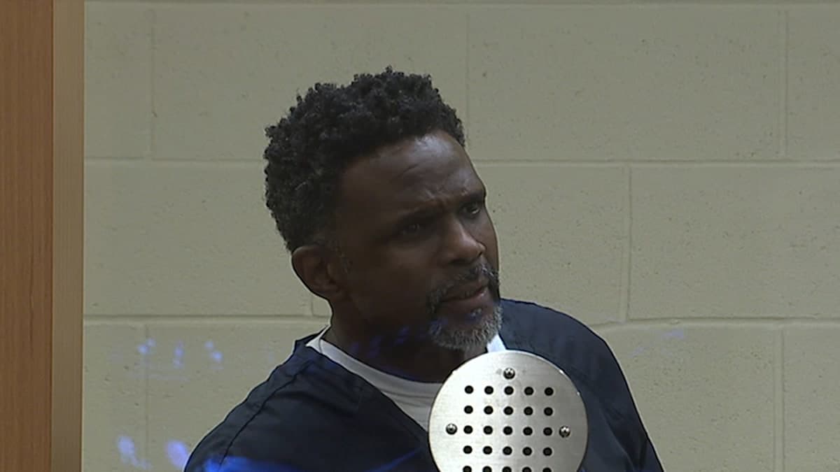 Courtroom Confusion: Darius McCrary's Wild Legal Debacle!