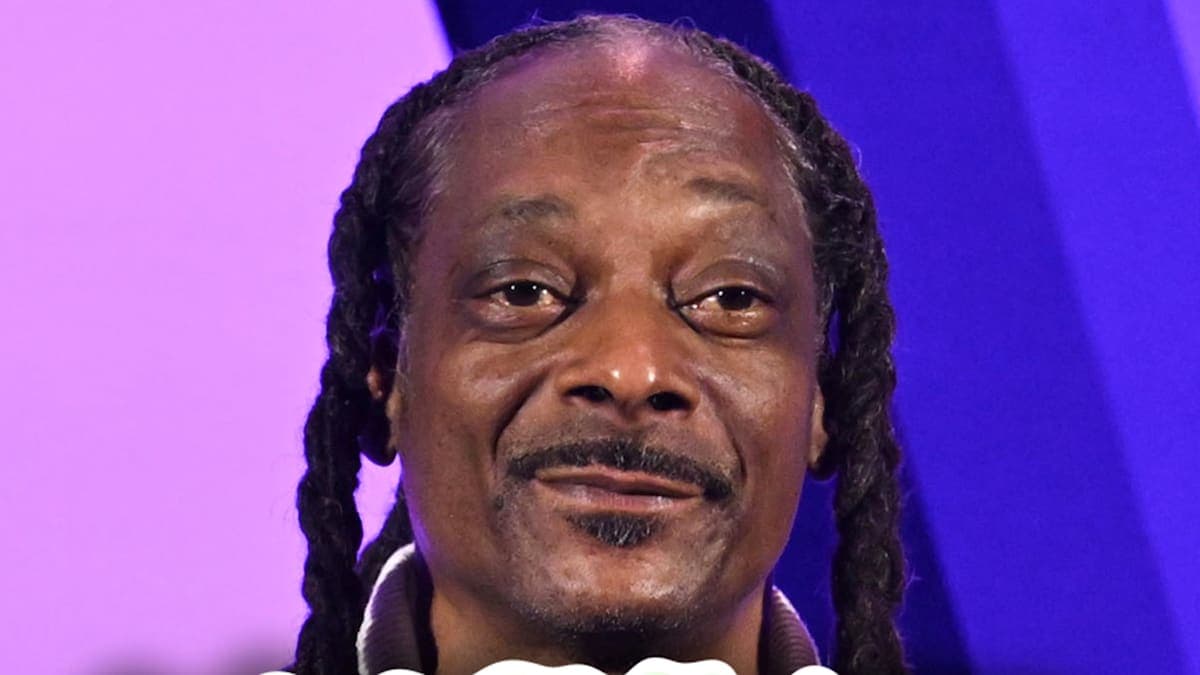 Snoop Dogg Breaks New Ground: Same-Sex Couples Take the Lead in 'Doggyland'!
