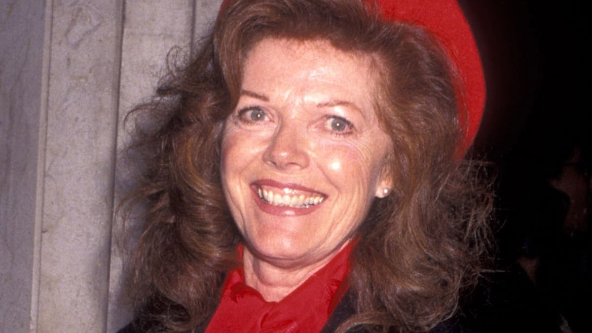 Farewell to a Star: Remembering Samantha Eggar and Her Hollywood Legacy