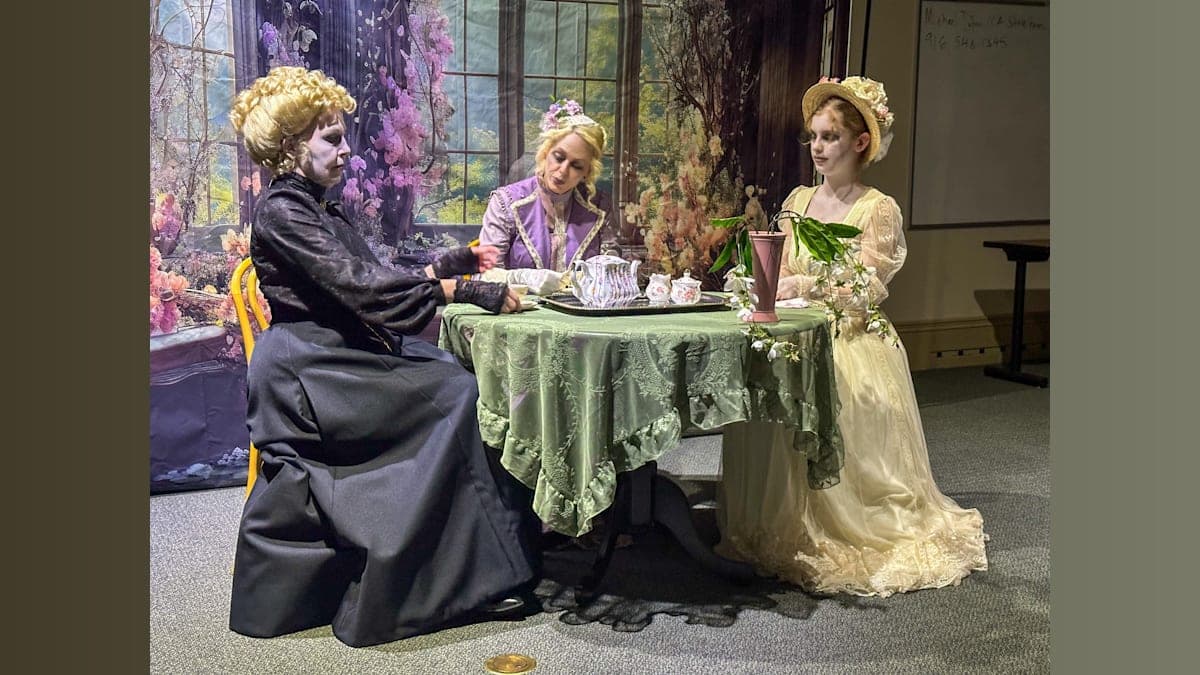 Spook-tacular Tales: Old Sacramento’s Ghost Tour Unveils Dark Secrets!