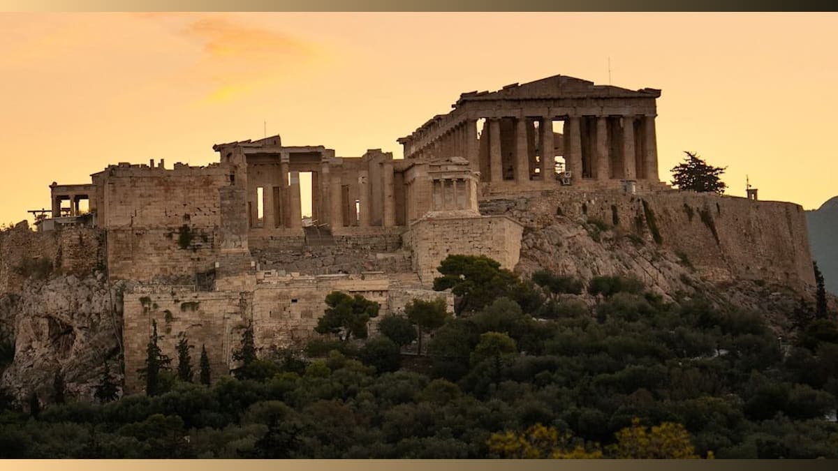 The Parthenon Unveiled: An Ancient Wonder Finally Back in Style!