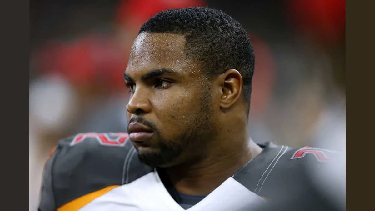 NFL Star Doug Martin Passes Away at 36: Remembering a Rushing Legend