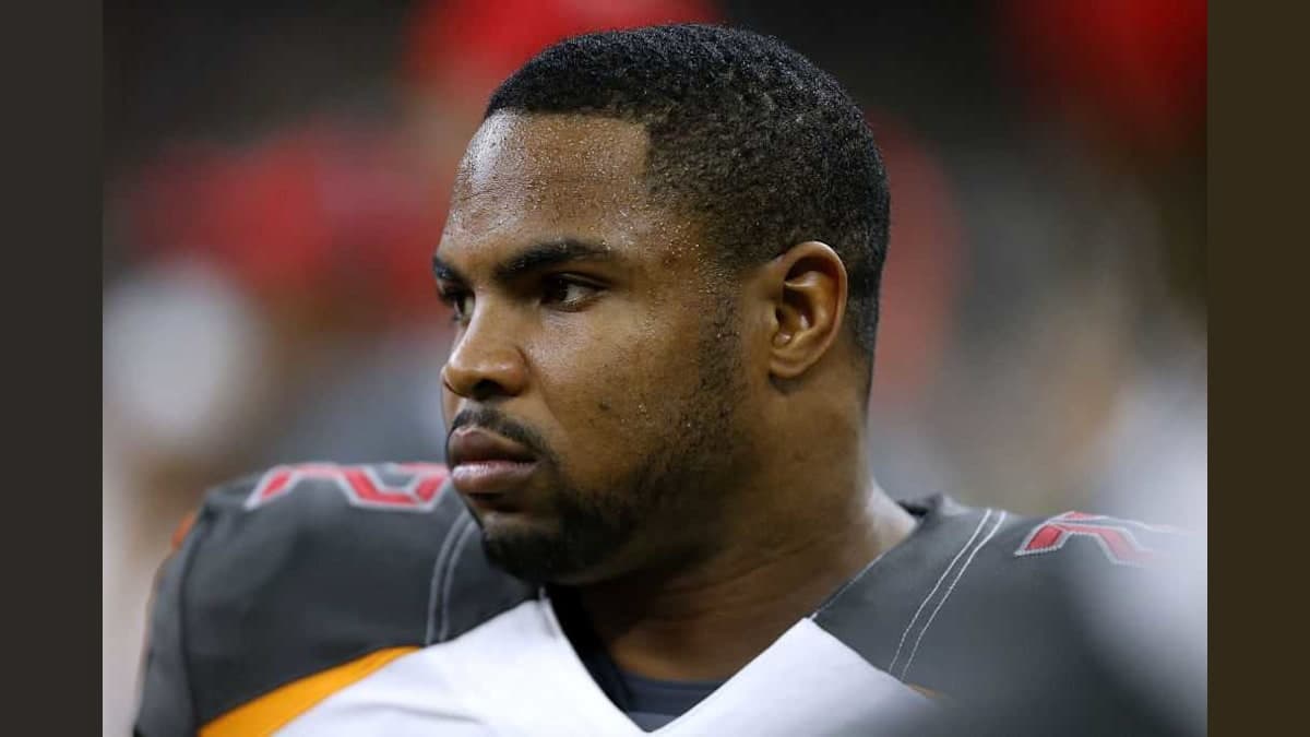 NFL Star Doug Martin Passes Away at 36: Remembering a Rushing Legend