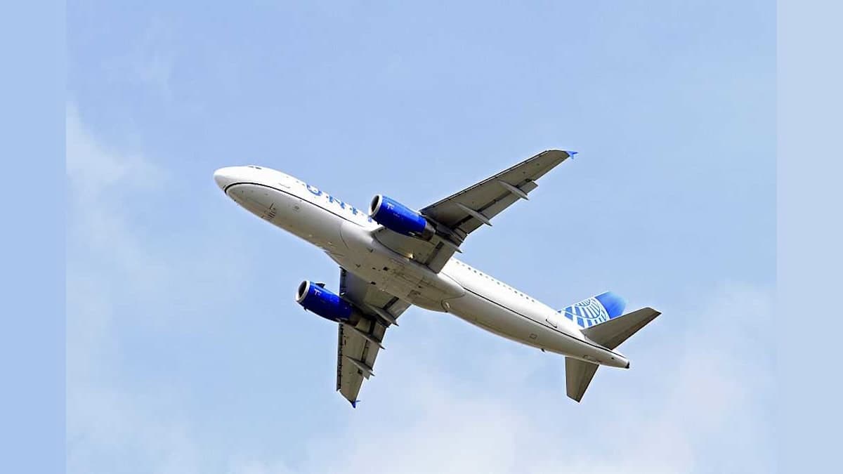 Midair Mystery: What Hit This United Airlines Flight?