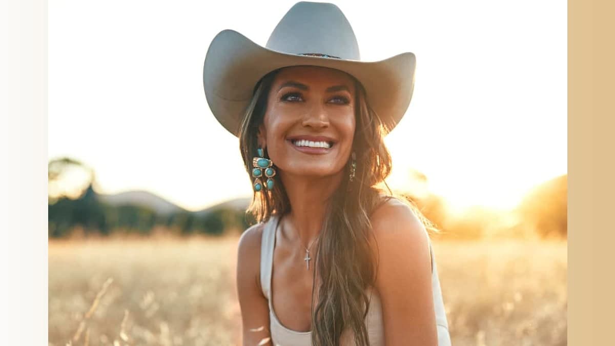 California Roots Meet Country Beats: Annie Bosko's Rise with 'California Cowgirl'