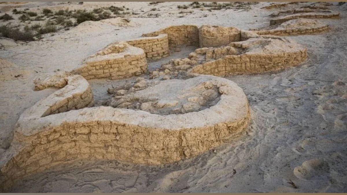 Unearthed: The Fortress in Egypt That Defied Time and Sandy Encroachment!
