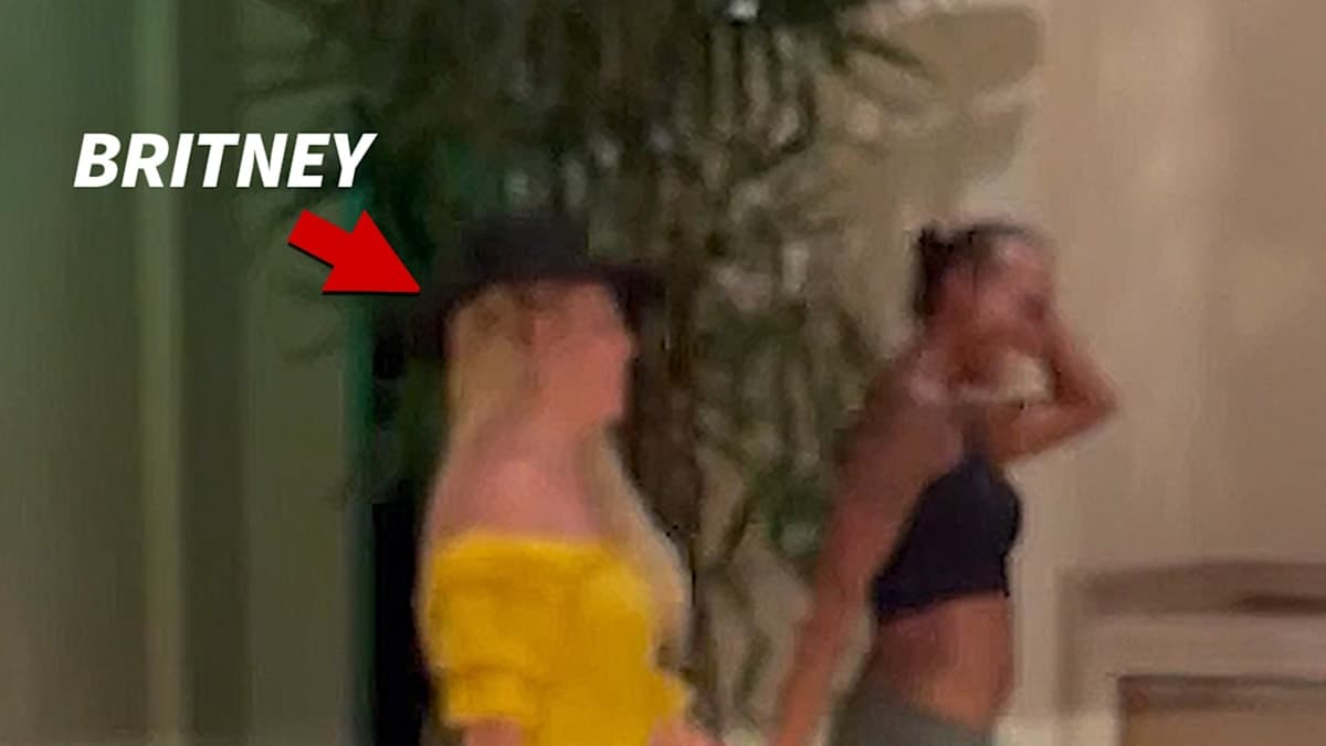 Britney Sparks Joy: A Night Out Amidst a Media Storm!
