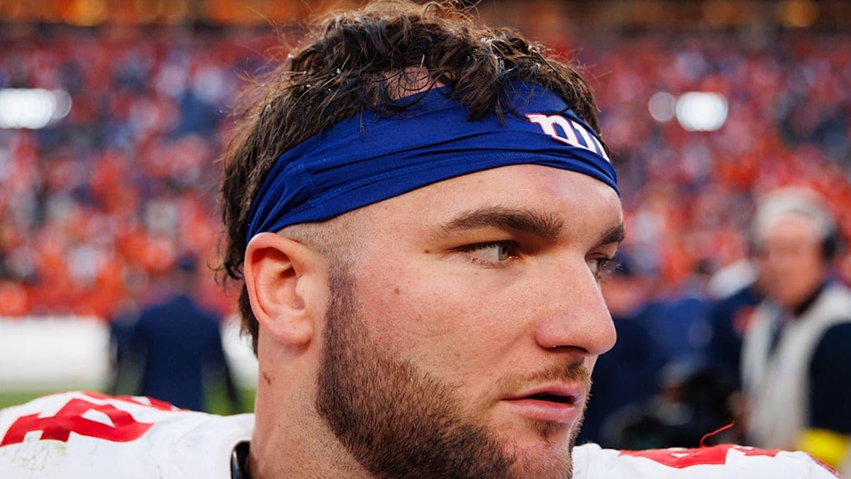 Crushing Blow: Giants Rookie Cam Skattebo’s Ankle Takes a Nasty Twist on the Field