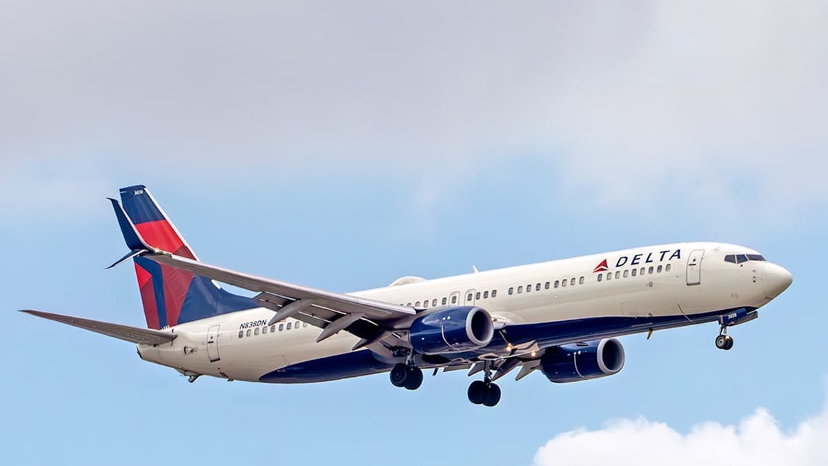Turbulence Before Takeoff: Bomb Threat Forces Delta Passengers Off Flight!