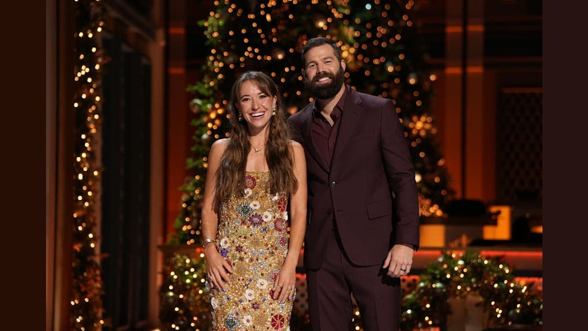 Get Ready for a Holly Jolly Showdown at the CMA Country Christmas!
