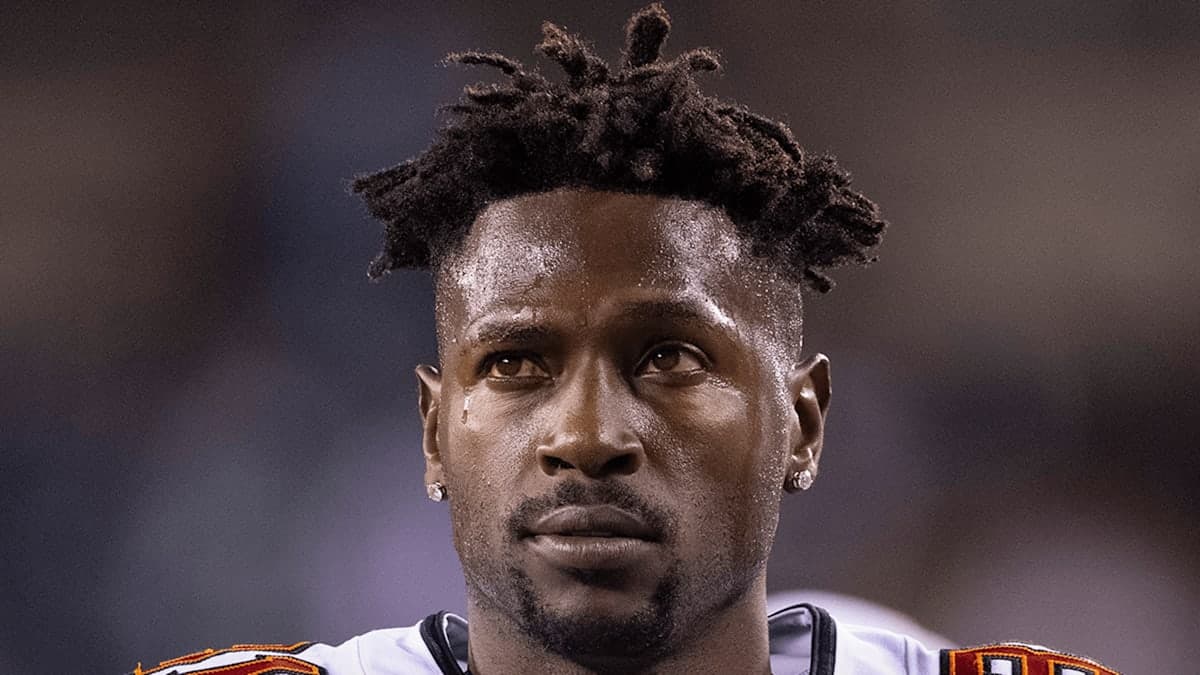 Antonio Brown’s Rocky Return: From NFL Stardom to Attempted Murder Charges