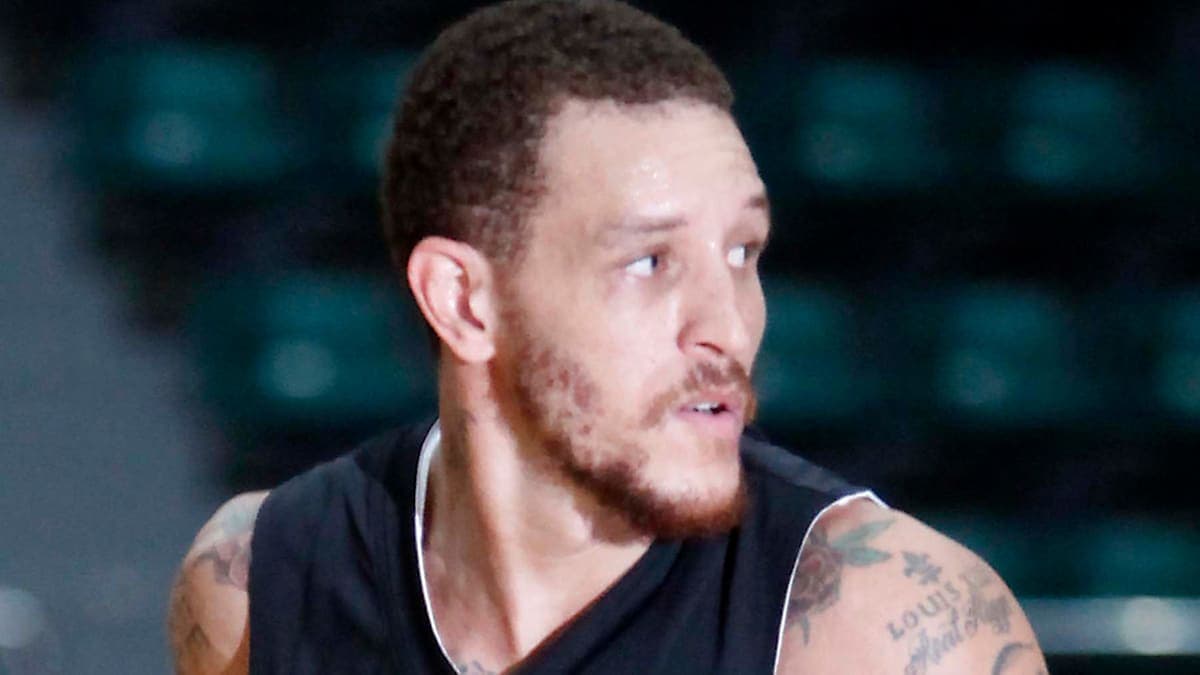 Delonte West’s Troubling Turn: Unconscious in a Parking Lot!