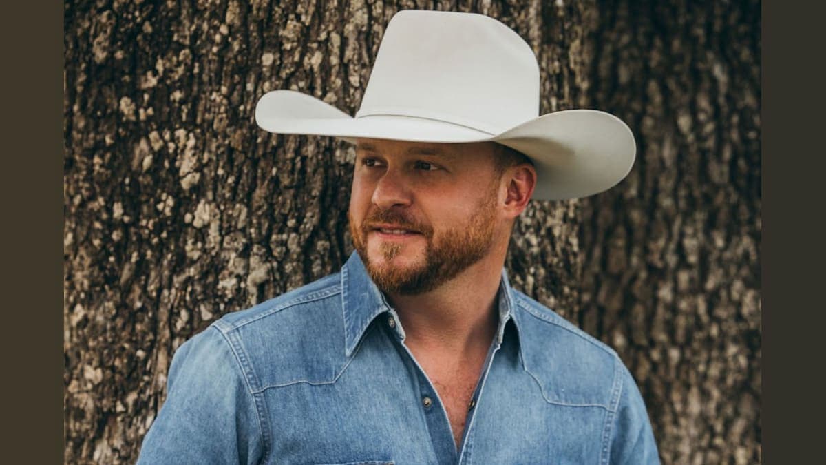 Cody Johnson’s Heartfelt Revival: Why “Travelin’ Soldier” is Back on the Charts!