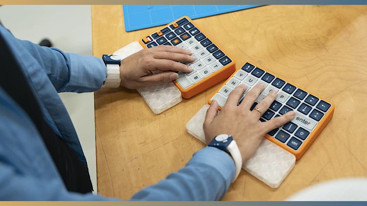 Revolutionizing Communication: Meet the Smart Keyboard for Parkinson’s Patients!