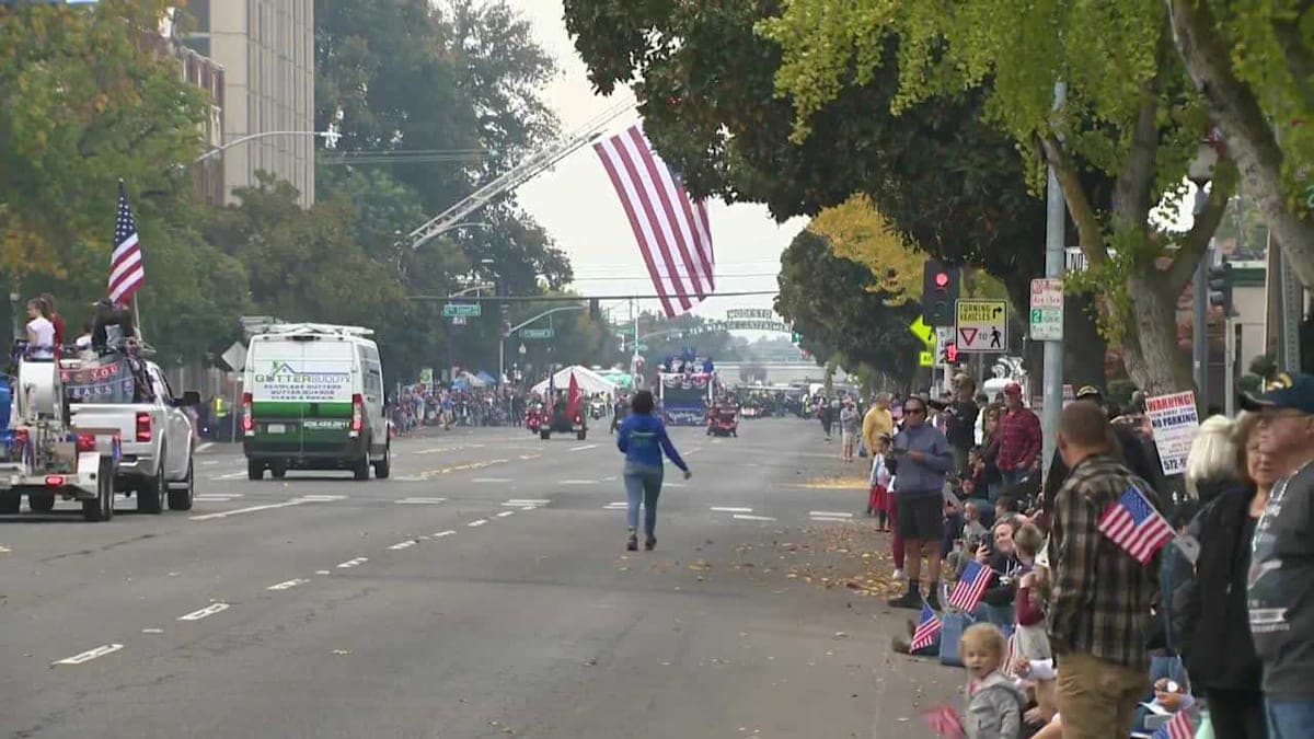 Cheers and Cheers: Modesto’s Veterans Day Parade Rocks the Streets!