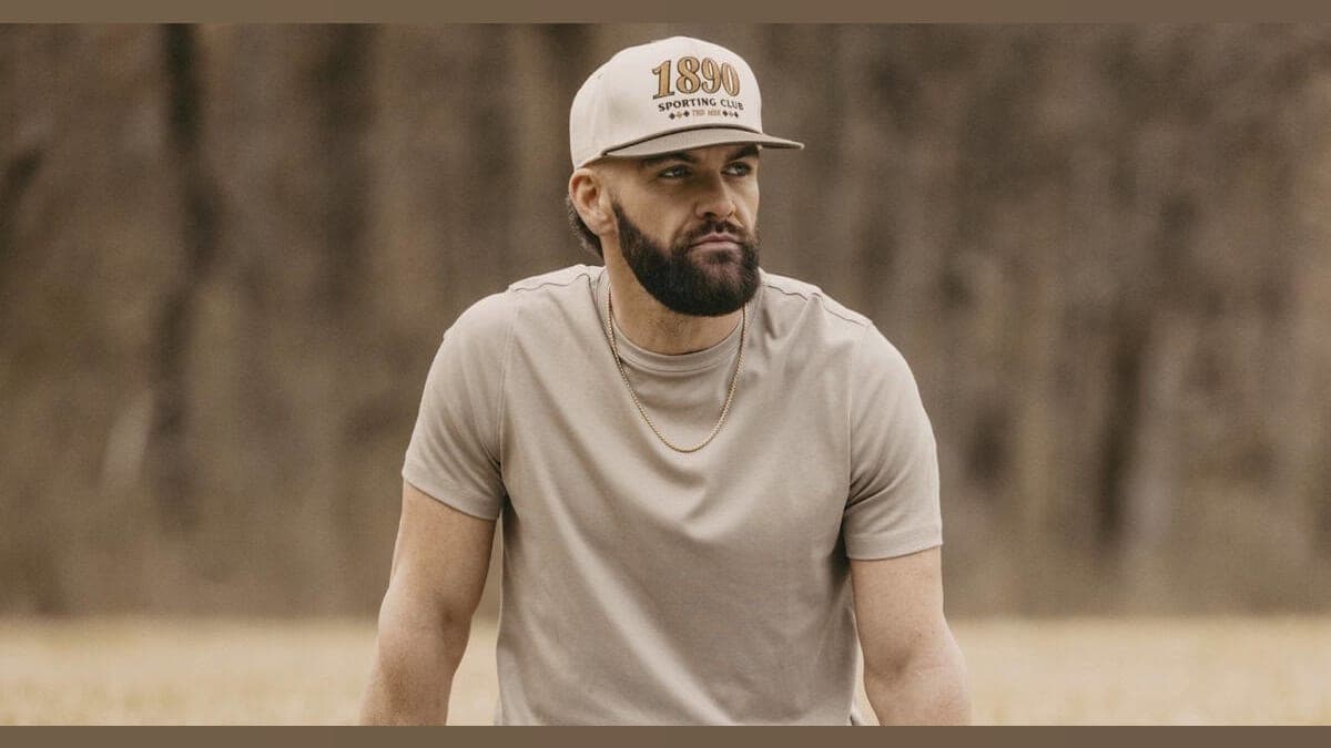 Dylan Scott Unites Generations with a Heartfelt Holiday Hit: The Story Behind “Two Christmas Trees”