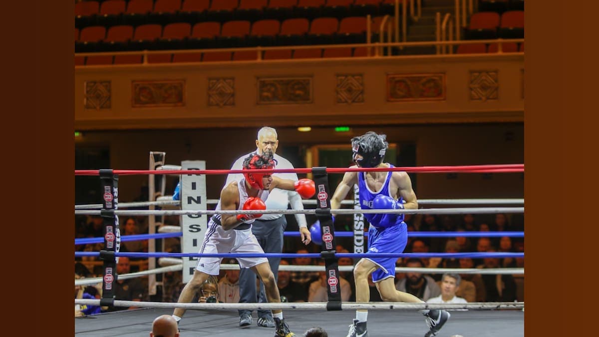 Combat U’s Boxing Team: Ready to Pack a Punch at the Causeway Classic!