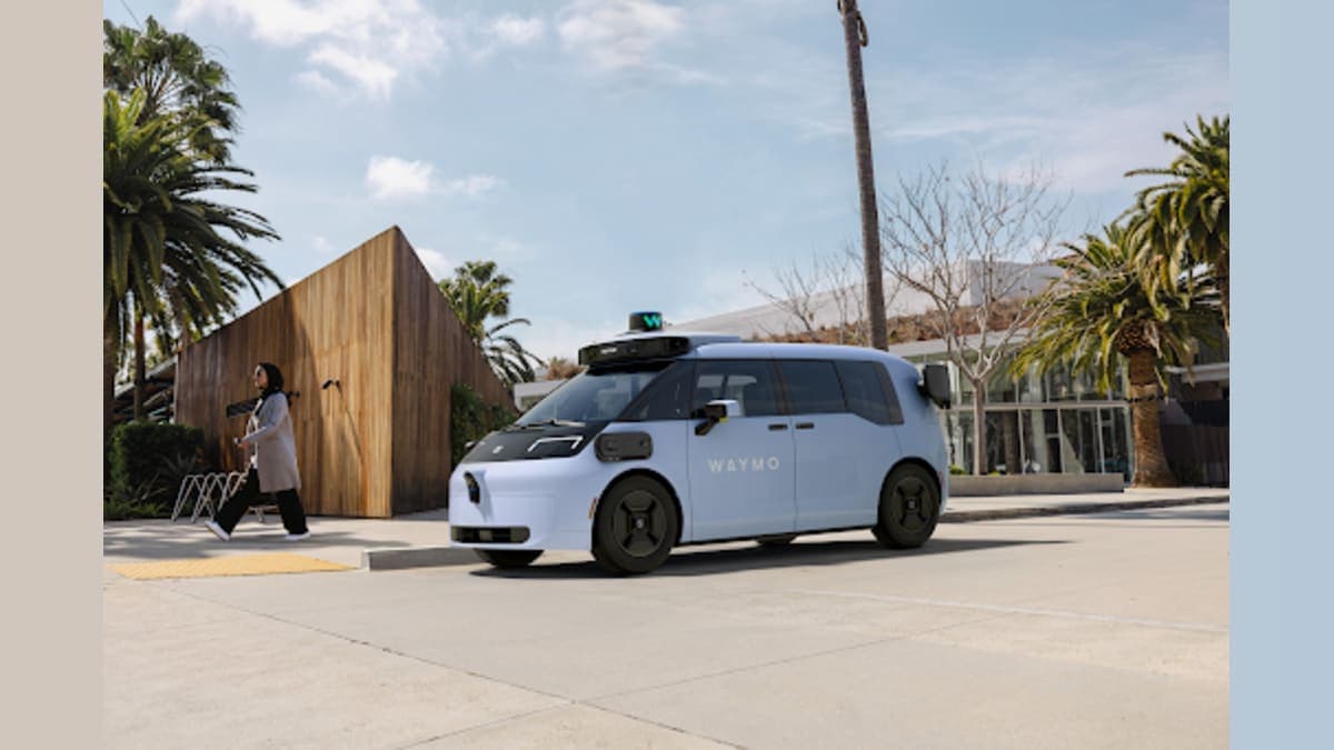 Driverless Dreams: Waymo Expands Testing to Sacramento's Streets!