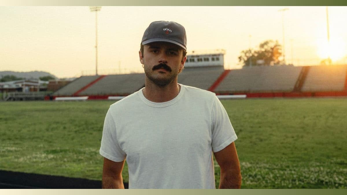 From Honky-Tonks to Nashville: Clayton Mullen’s Journey of Heartfelt Tunes