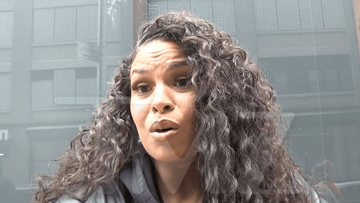 Jordin Sparks Cooks Up a Cozy Thanksgiving: What’s on the Menu?