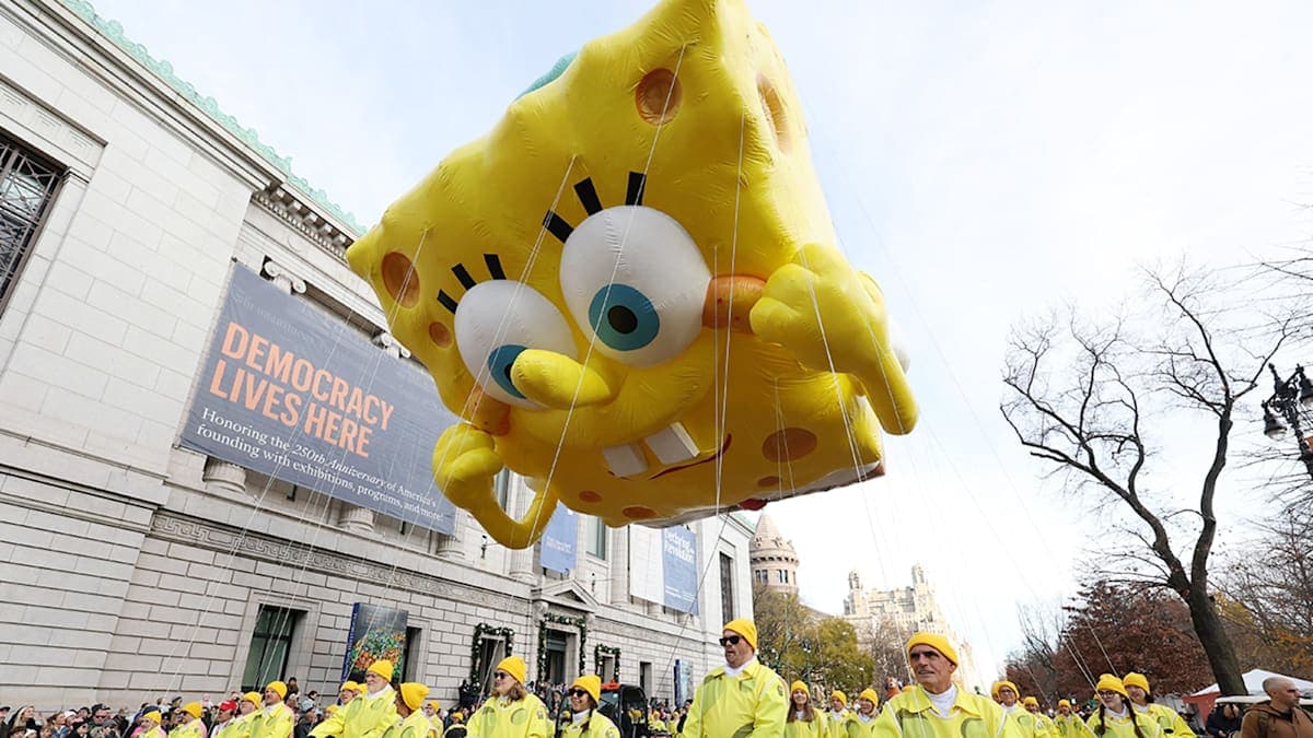 Ballooning into the Holiday Spirit: Highlights from Macy's Thanksgiving Day Parade!