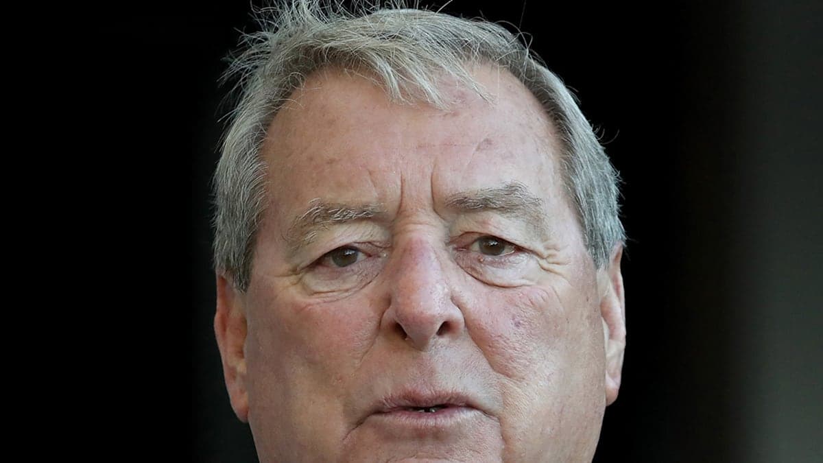 Fuzzy Zoeller: Golf Icon's Complex Legacy Now Fades Away at 74