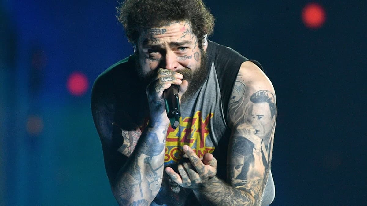 Post Malone Delivers Texas-Sized Performance at Cowboys Thanksgiving Halftime Show